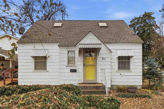 Listing thumbnail for listing id: 711 13th